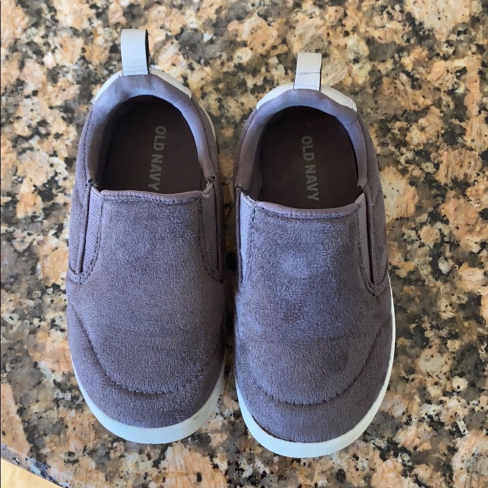 Old navy slipon shoes size 7